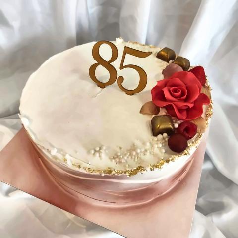 Torta na výročie alebo oslavu